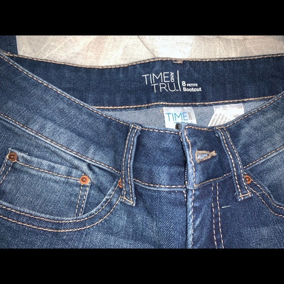 ✨Make an offer✨ Women’s Jeans! - Picture 2 of 4